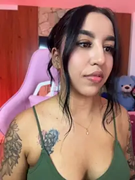 Tamara Roberts1 online show from 15, 7, 2026