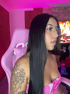 Tamara Roberts1 online show from 14, 1, 2025