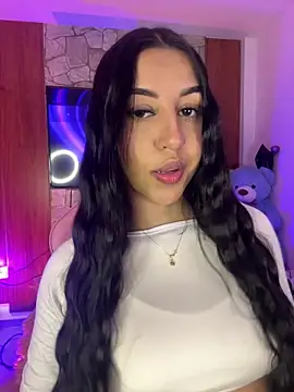 Snapshot of Tamara_Roberts1 chatting on 28, 11, 2025 Tamara Roberts1 online show from 28, 11, 2025