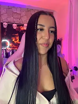 Snapshot of Tamara_Roberts1 chatting on 28, 10, 2025 Tamara Roberts1 online show from 28, 10, 2025