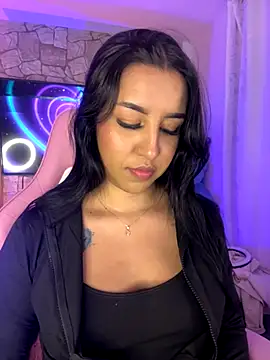 Snapshot of Tamara_Roberts1 chatting on 26, 11, 2025 Tamara Roberts1 online show from 26, 11, 2025