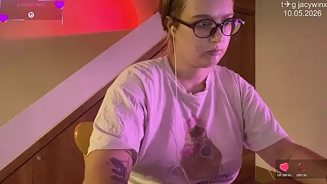 Snapshot of JacyWinslat chatting on 10, 5, 2026 JacyWinslat online show from 10, 5, 2026