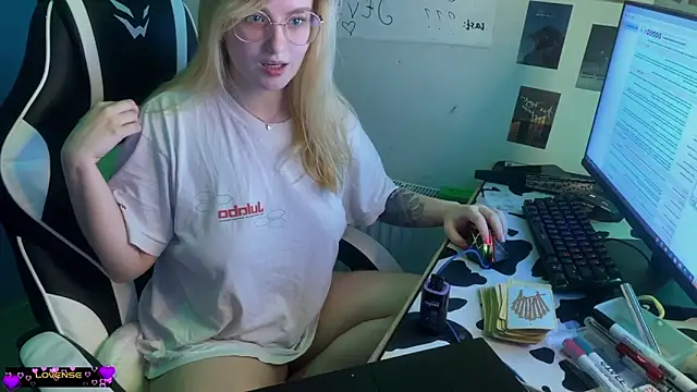 Snapshot of JacyWinslat chatting on 25, 2, 2025 JacyWinslat online show from 25, 2, 2025