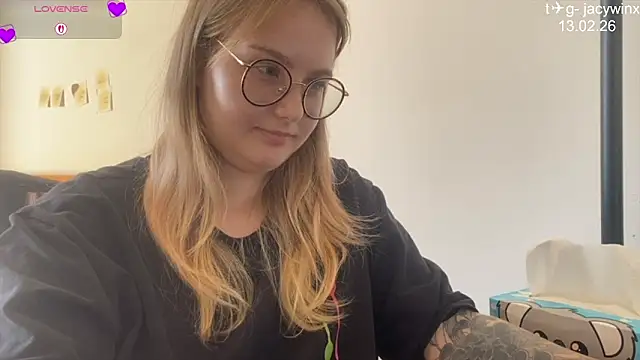 JacyWinslat online show from 13, 2, 2026