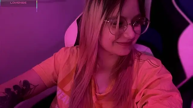 Snapshot of JacyWinslat chatting on 21, 3, 2025 JacyWinslat online show from 21, 3, 2025