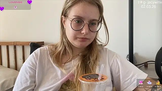 JacyWinslat online show from 2, 3, 2026