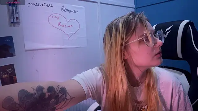 Snapshot of JacyWinslat chatting on 9, 3, 2025 JacyWinslat online show from 9, 3, 2025