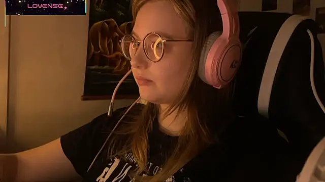 Snapshot of JacyWinslat chatting on 12, 10, 2025 JacyWinslat online show from 12, 10, 2025