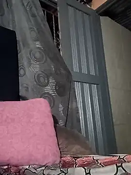 DOMINANTE KLOE  online show from 6, 3, 2025