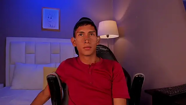 Nick Collins18 online show from 21, 4, 2026