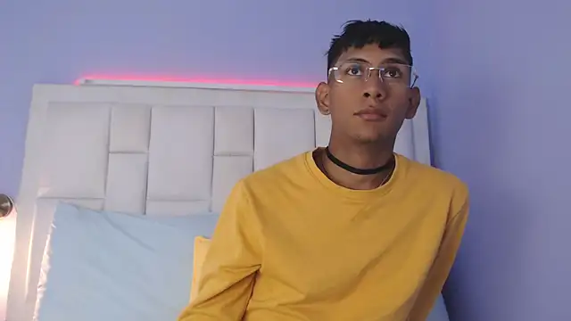 Nick Collins18 online show from 16, 12, 2025