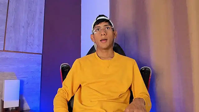 Nick Collins18 online show from 22, 10, 2025