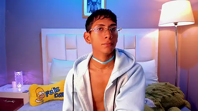 Nick Collins18 online show from 27, 2, 2026