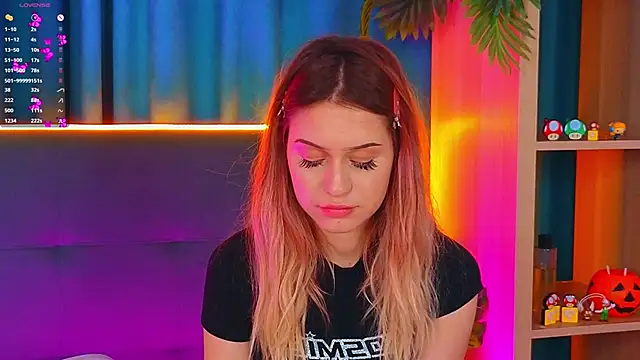 AlinaWalters online show from 9, 11, 2025