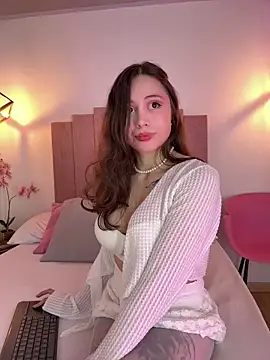 Snapshot of JessieCarter chatting on 14, 4, 2026 JessieCarter online show from 14, 4, 2026