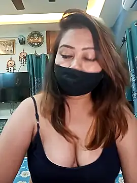 Cute-mona online show from 16, 2, 2026