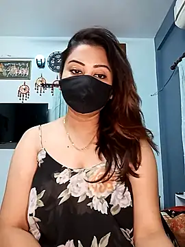 Cute-mona online show from 6, 3, 2025