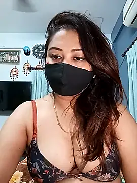 Cute-mona online show from 10, 3, 2025