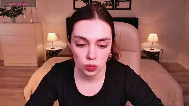 DaniellaLovely online show from 6, 3, 2026