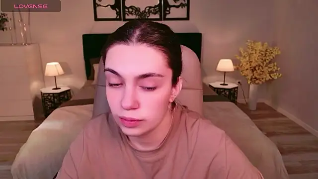 DaniellaLovely online show from 9, 11, 2025