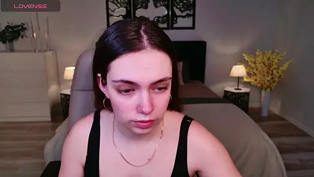 DaniellaLovely online show from 18, 11, 2025