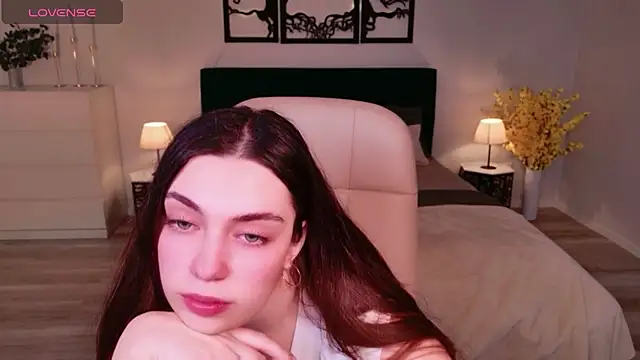 DaniellaLovely online show from 15, 12, 2025