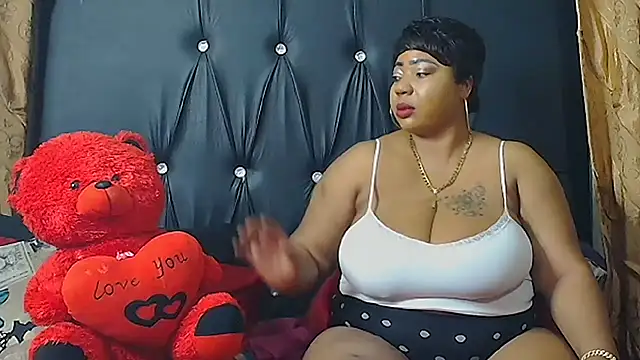 HUMONGUOUSTITSS online show from 3, 10, 2025