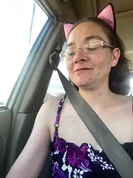 Cutebitchxh online show from 30, 4, 2026