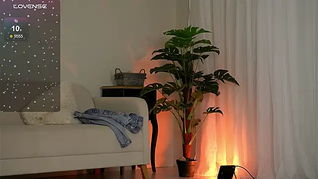 CataleyaKirk online show from 20, 4, 2026