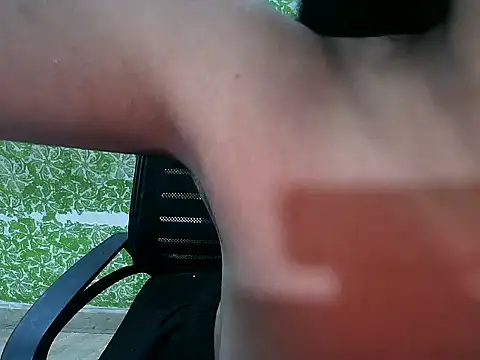 cutie-pie8 online show from 1, 12, 2025