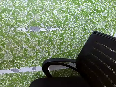 cutie-pie8 online show from 23, 11, 2025