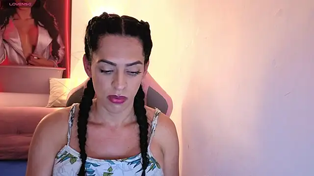 vittorialombardi   online show from 7, 11, 2025