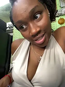 EscorpiLeoncita online show from 8, 12, 2024