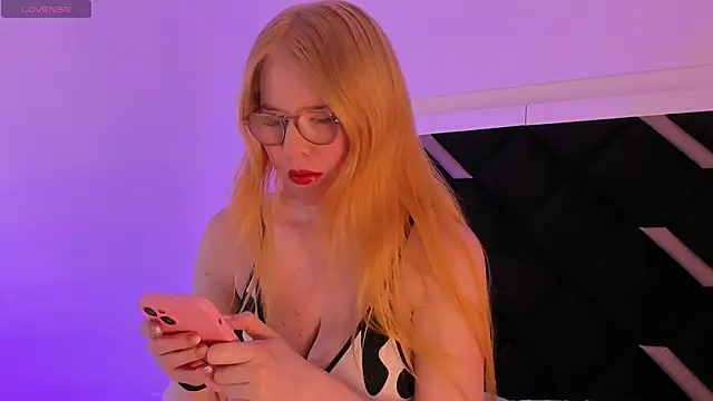 Alexa Handler online show from 15, 12, 2025