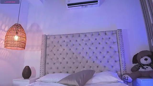 Alexa Handler online show from 11, 11, 2025