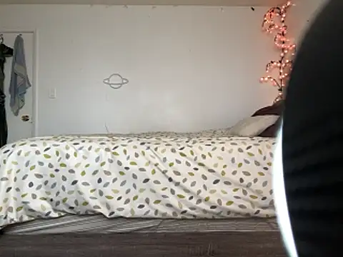 Snapshot of Kittyymaze1 chatting on 5, 5, 2026 Kittyymaze1 online show from 5, 5, 2026