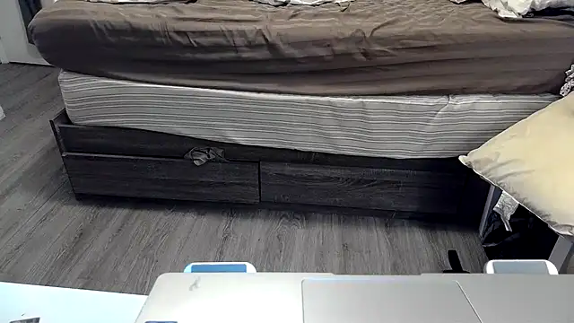 Kittyymaze1 online show from 14, 4, 2026