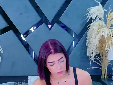 TiaraRosse online show from 9, 5, 2026