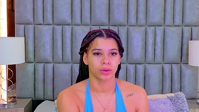 TiaraRosse online show from 15, 6, 2026