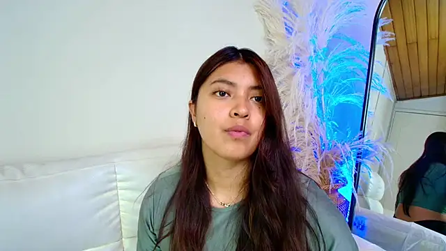 Snapshot of Rebeca_Williams_ chatting on 18, 2, 2025 Rebeca Williams  online show from 18, 2, 2025