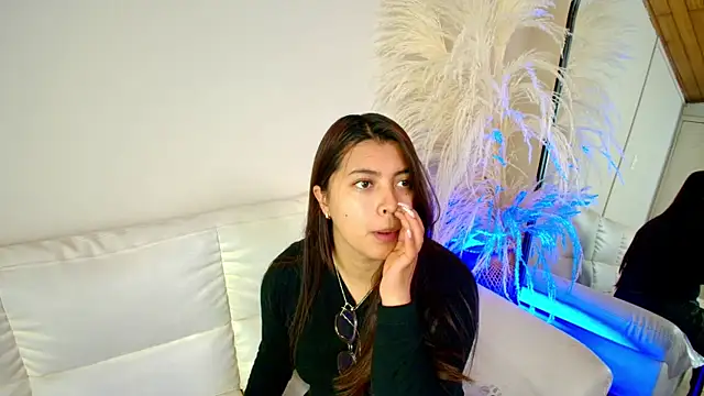 Snapshot of Rebeca_Williams_ chatting on 20, 2, 2025 Rebeca Williams  online show from 20, 2, 2025