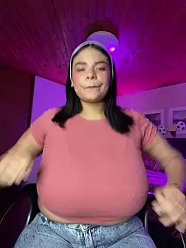 Snapshot of Isabella_boobd chatting on 9, 7, 2026 Isabella boobd online show from 9, 7, 2026