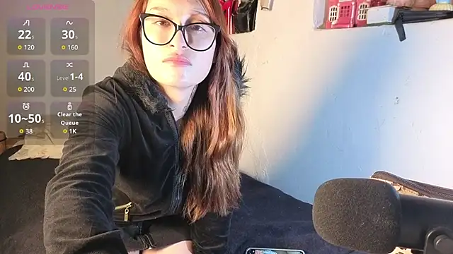 kittenlizz online show from 8, 7, 2026