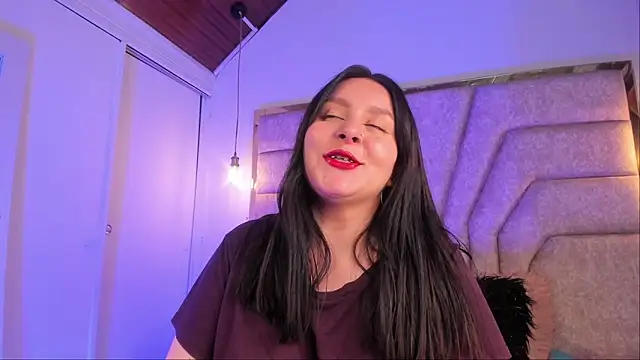 EmaJames25 online show from 28, 11, 2025