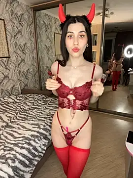 LushLuna online show from 31, 10, 2025