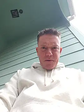 Bigtater1999 online show from 18, 1, 2026