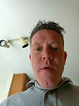 Bigtater1999 online show from 15, 3, 2026