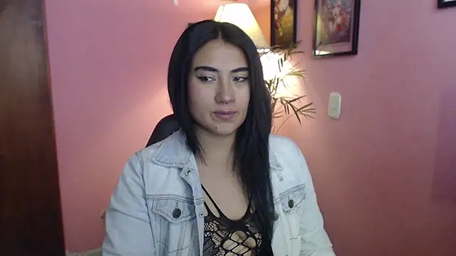 bunnyemilyrose36 online show from 8, 1, 2026