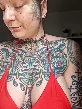 lizzardqueeen online show from 14, 1, 2026