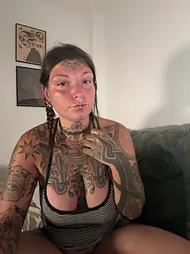lizzardqueeen online show from 21, 6, 2026